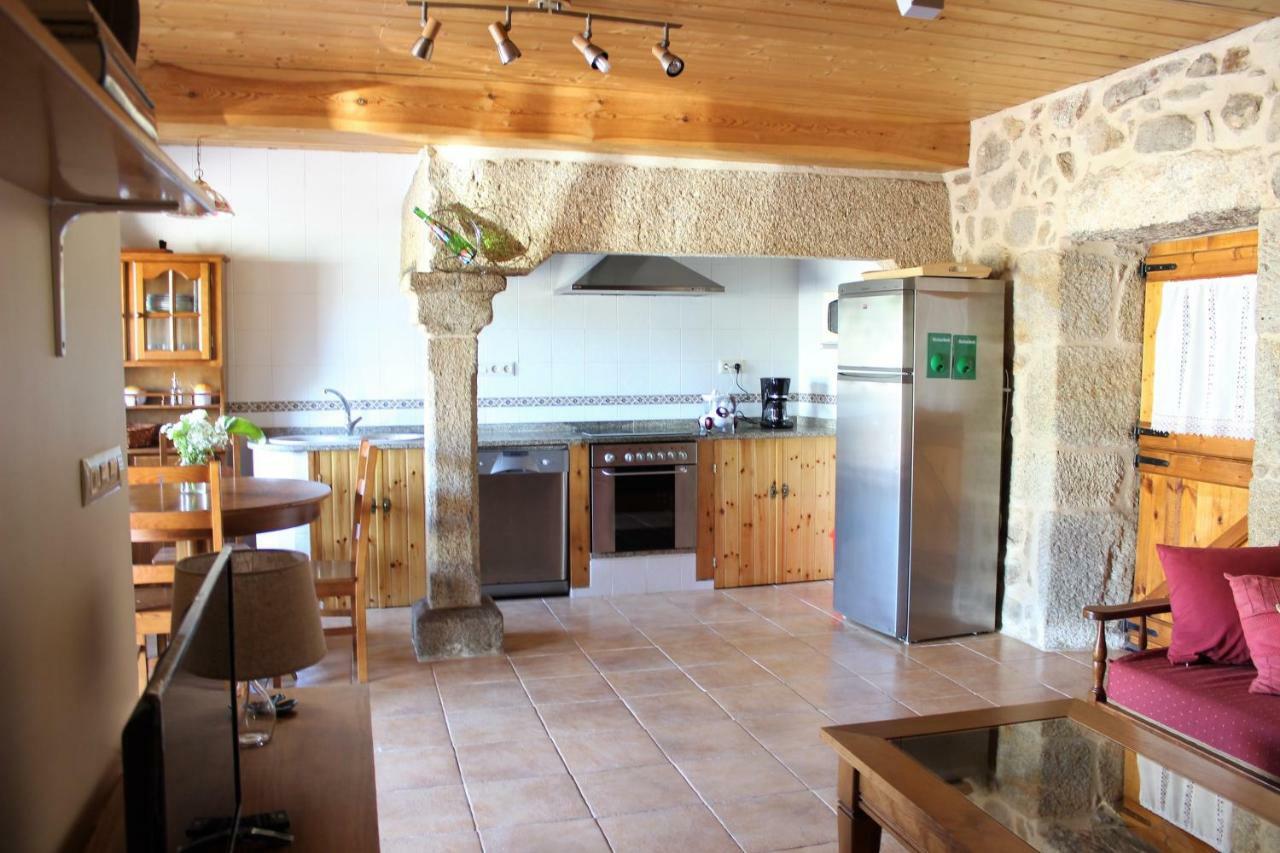 A Casina De Pedra Villa Noalla  Exteriör bild
